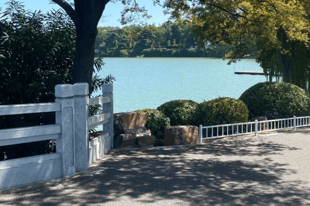 南京玄武湖一角